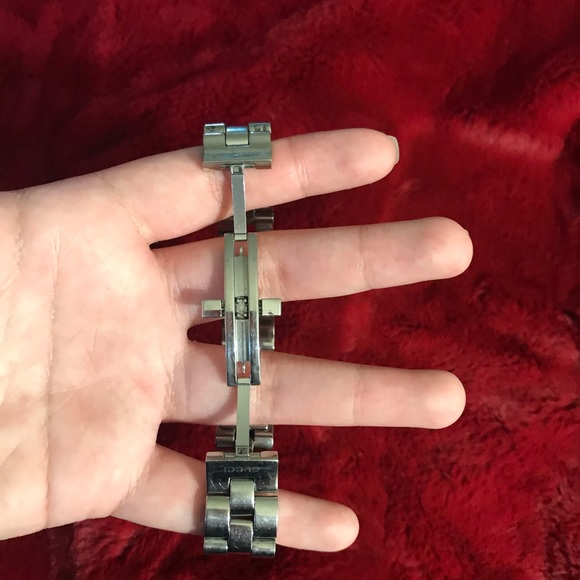 Authentic Gucci Watch - Picture 2 of 3